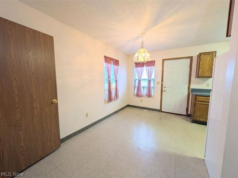 3093 Otokar Avenue, Cleveland, OH 44127 Photo 19