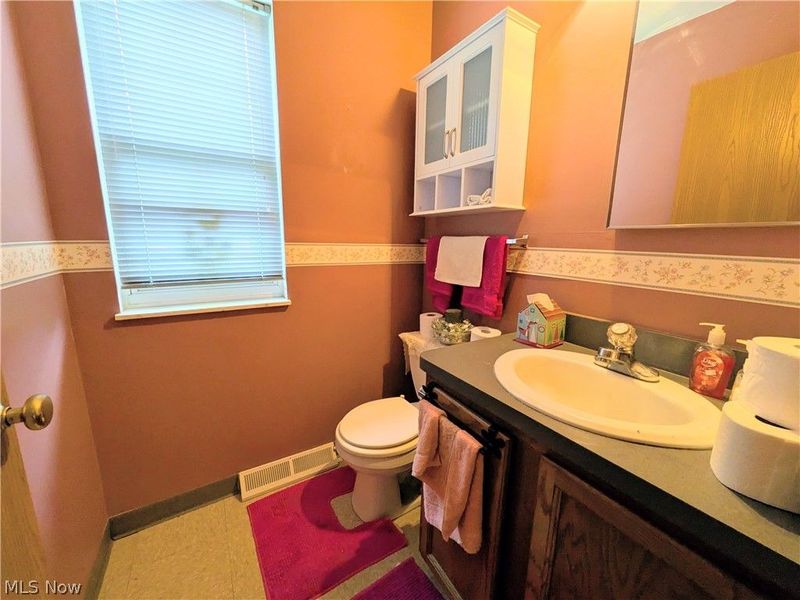 3093 Otokar Avenue, Cleveland, OH 44127 Photo 25