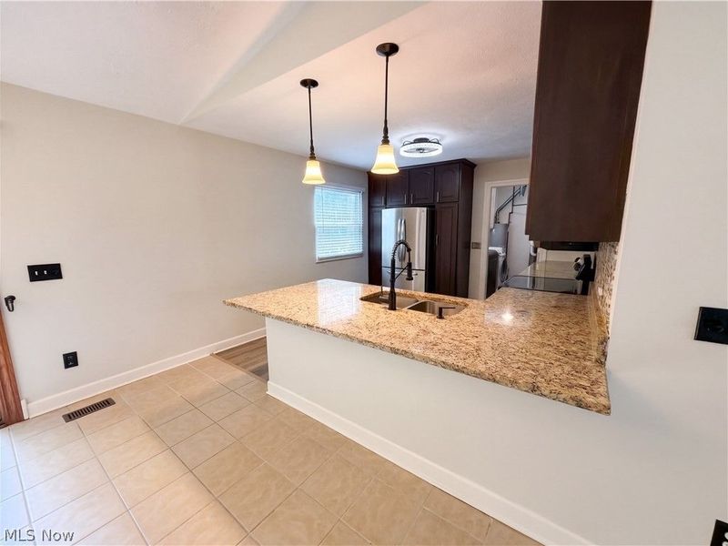 7300 Port Royal Court, Mentor, OH 44060 Photo 6