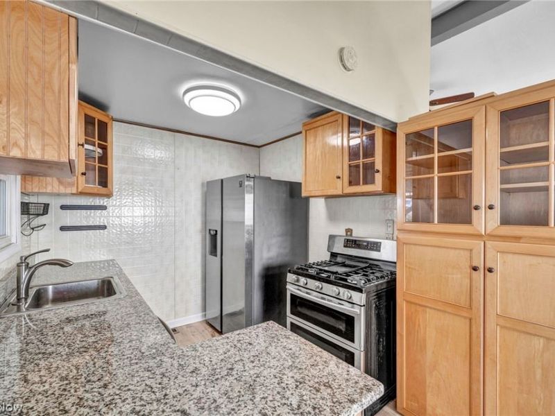 14810 Holland Road, Brook Park, OH 44142 Photo 12