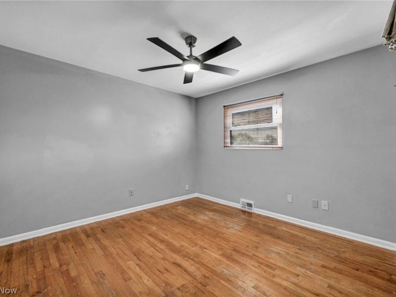 14810 Holland Road, Brook Park, OH 44142 Photo 16