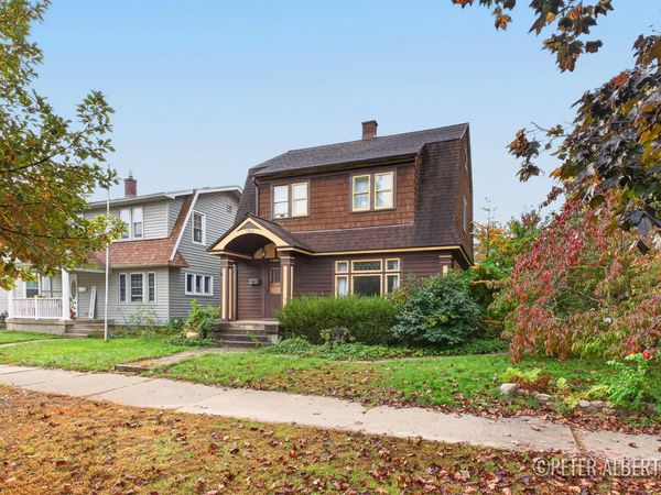 1050 Lake Michigan Drive NW, Grand Rapids, MI 49504