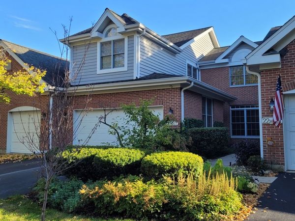 22W517 Parkview Drive , Glen Ellyn, IL 60137