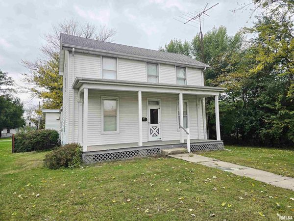 424 S MAIN Street, Canton, IL 61520