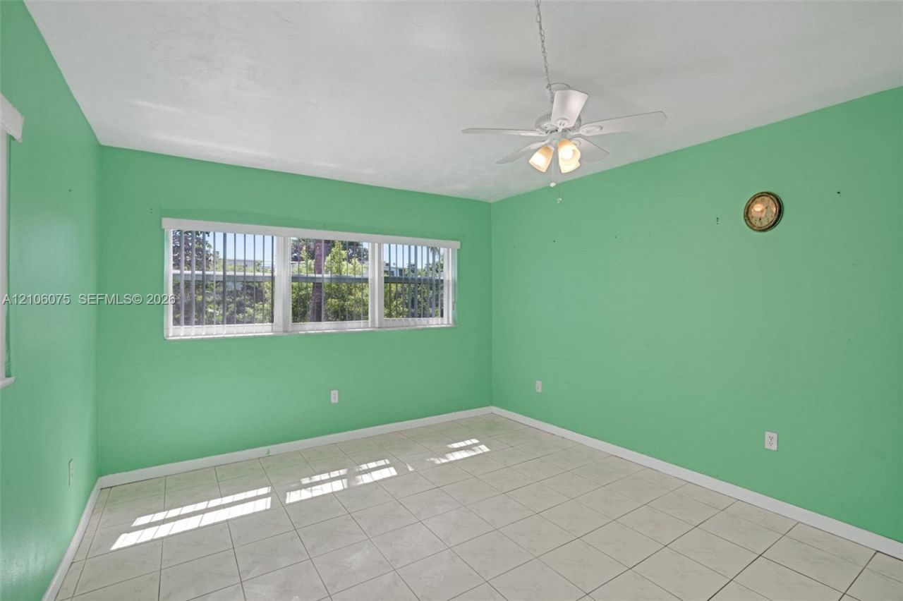 52 NE 204th St, Unit 8, Miami Gardens, FL 33179 Photo