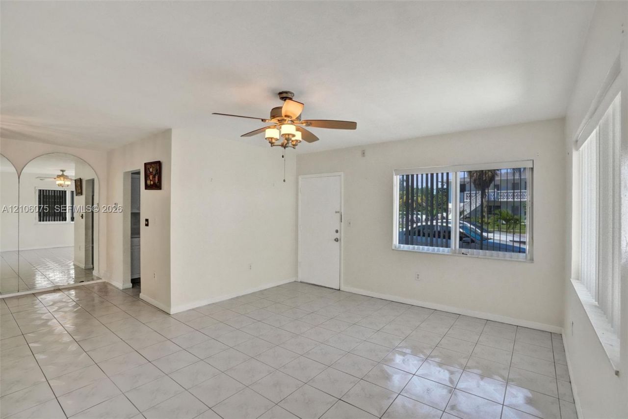 52 NE 204th St, Unit 8, Miami Gardens, FL 33179 Photo