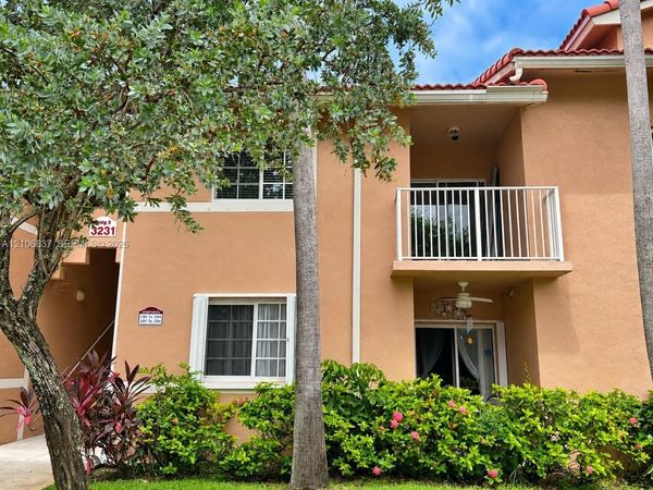 3231 Sabal Palm Mnr, Unit 203, Davie, FL 33024