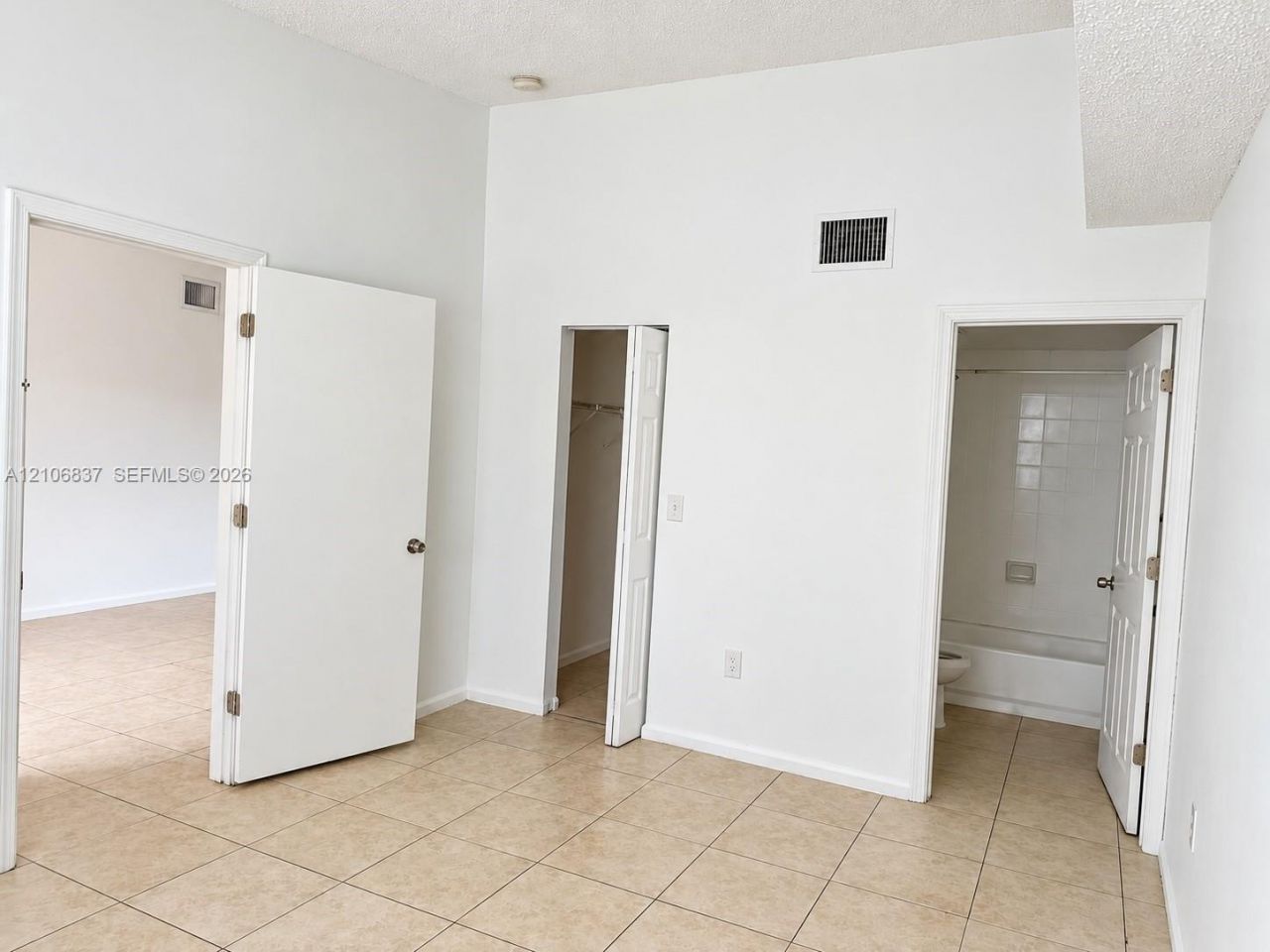 3231 Sabal Palm Mnr, Unit 203, Davie, FL 33024 Photo