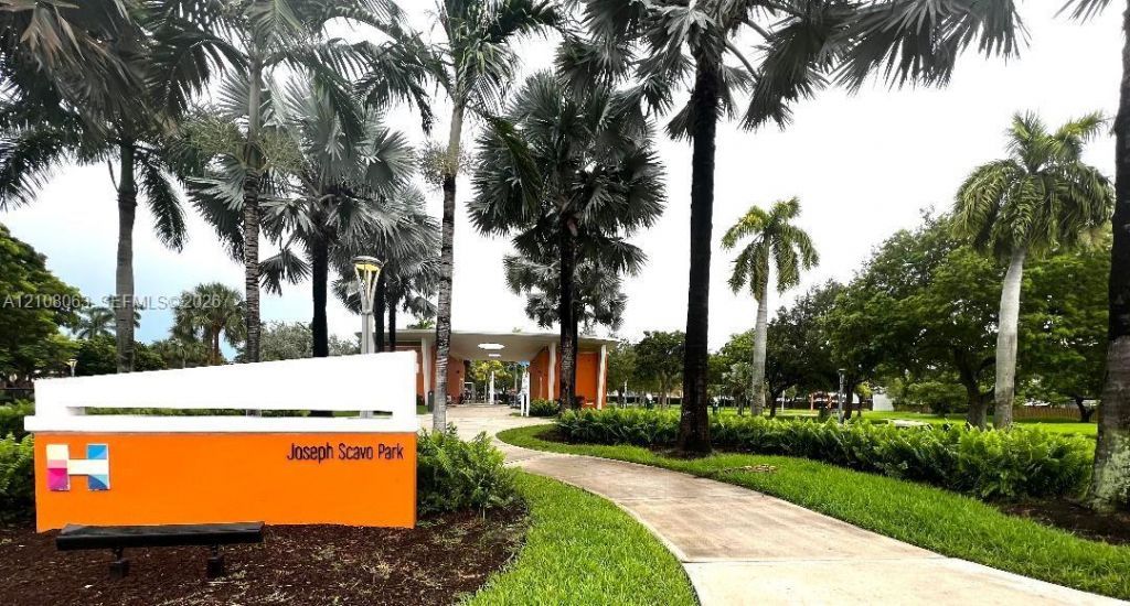 701 Three Islands Blvd , Unit 315, Hallandale Beach, FL 33009 Photo