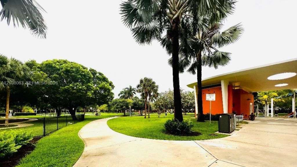 701 Three Islands Blvd , Unit 315, Hallandale Beach, FL 33009 Photo
