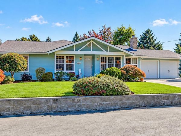 5358 Raymond Way, Central Point, OR 97502