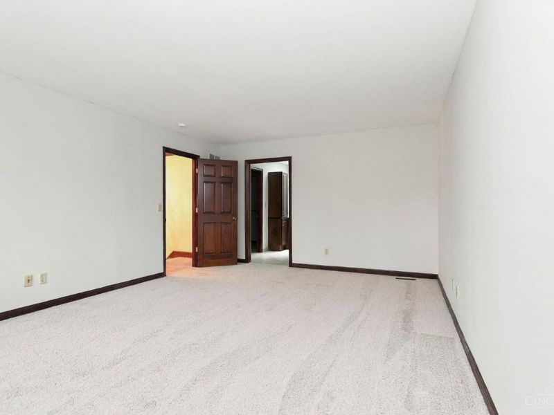 7043 Stonington Road, Anderson Township, OH 45230 Photo 4
