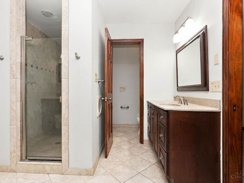 7043 Stonington Road, Anderson Township, OH 45230 Photo 7