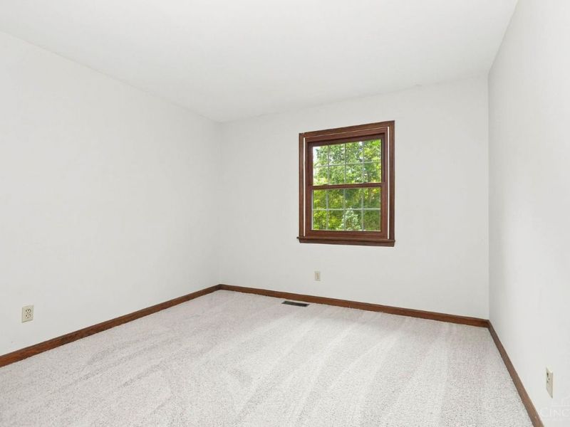 7043 Stonington Road, Anderson Township, OH 45230 Photo 8