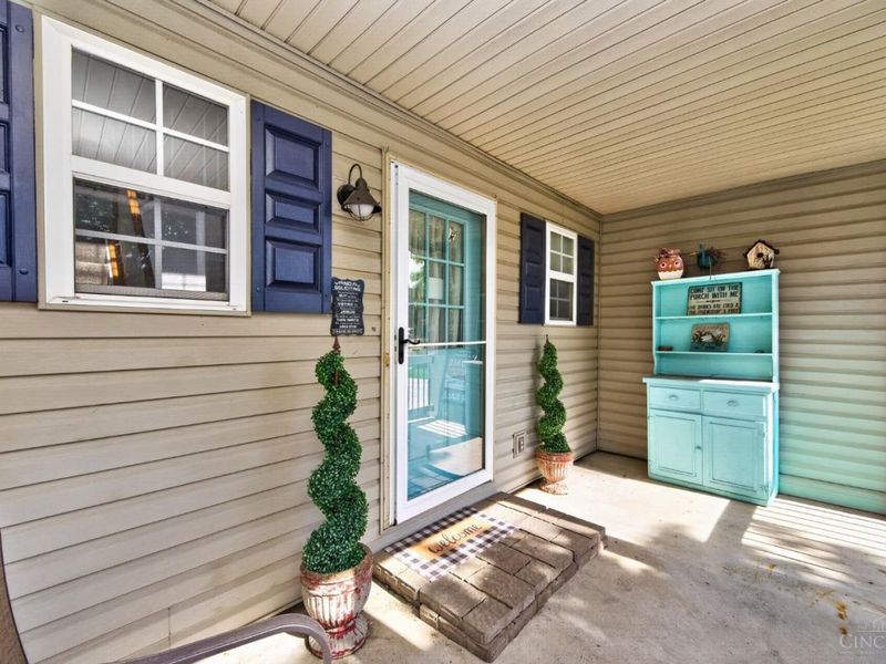 328 Keeneland Court, Lebanon, OH 45036 Photo 3