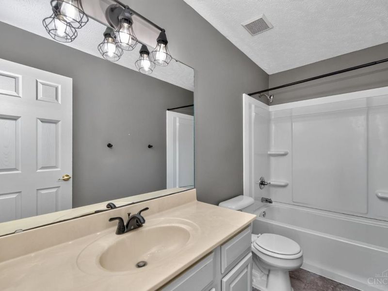 328 Keeneland Court, Lebanon, OH 45036 Photo 36