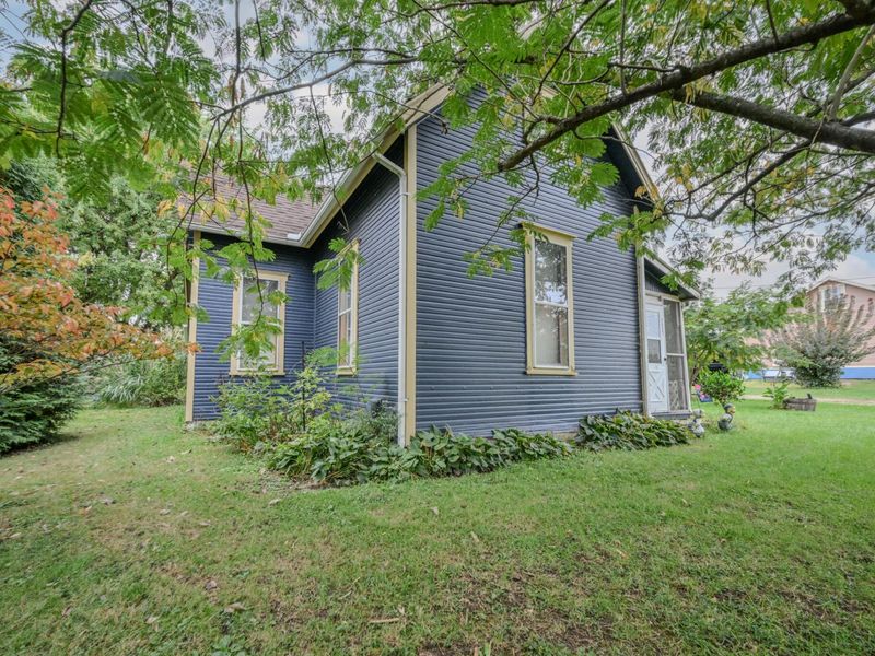 2401 E Home Road, Springfield, OH 45503 Photo 3