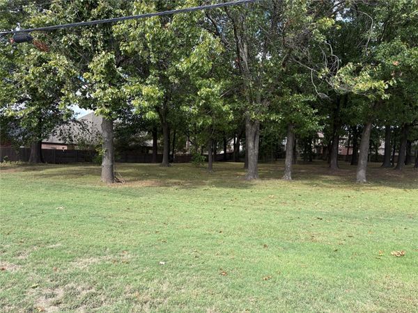 7901 E 101st Street , Tulsa, OK 74133