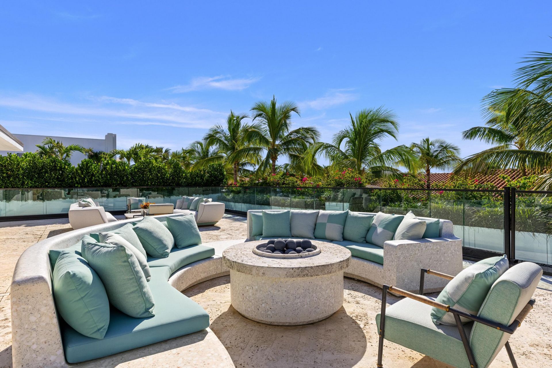 415 Hibiscus Avenue, Palm Beach, FL 33480 Photo
