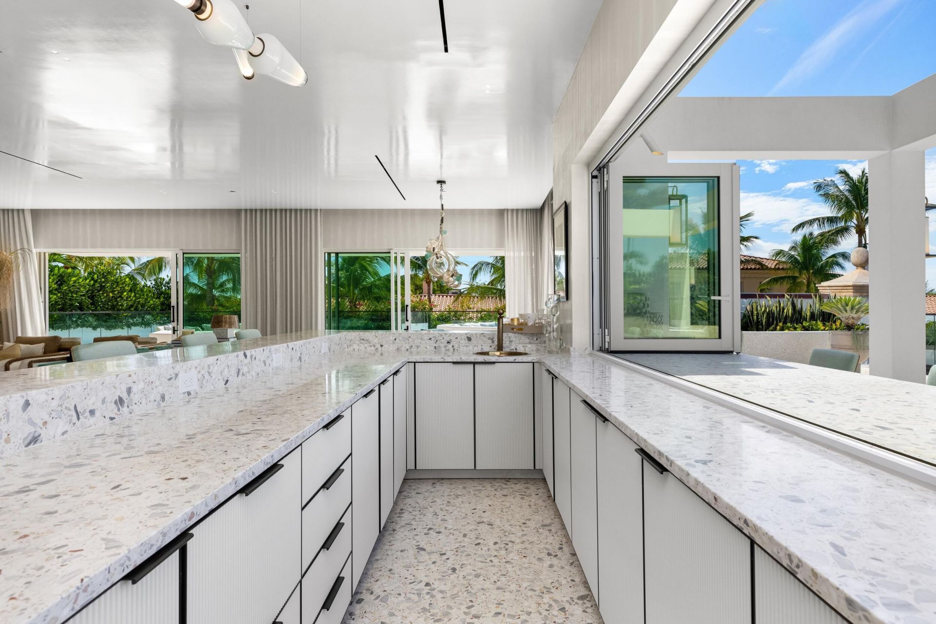 415 Hibiscus Avenue, Palm Beach, FL 33480 Photo