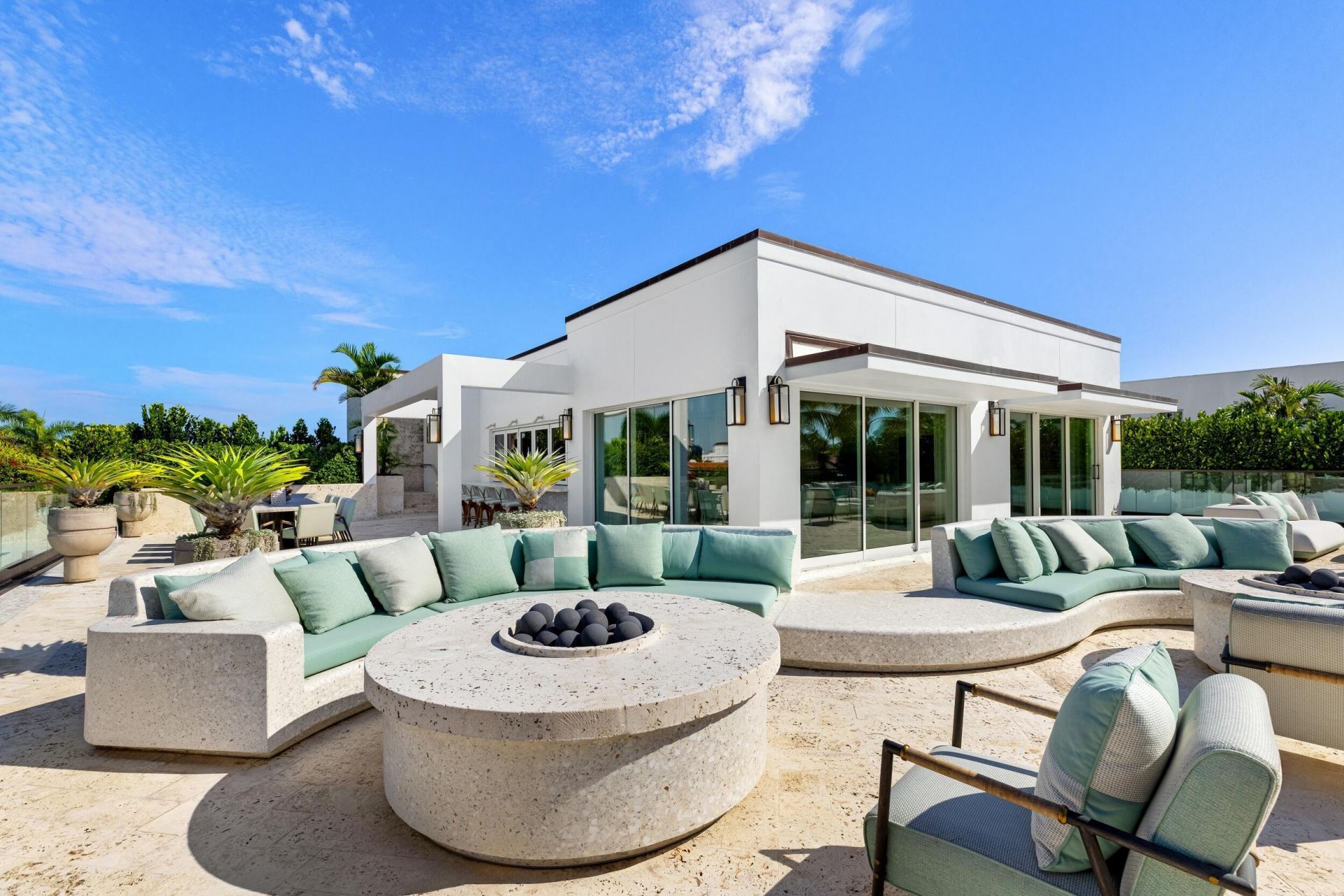 415 Hibiscus Avenue, Palm Beach, FL 33480 Photo