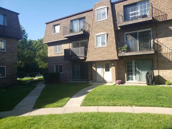 9418 Bay Colony Drive , Unit 1N, Des Plaines, IL 60016