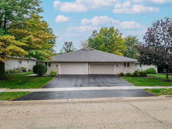 1238 N CREST , Rockford, IL 61107