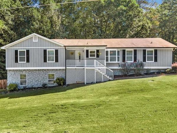 4148 Log Cabin Court, Douglasville, GA 30135