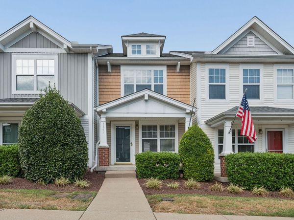 3261 Harpeth Springs Dr , Nashville, TN 37221