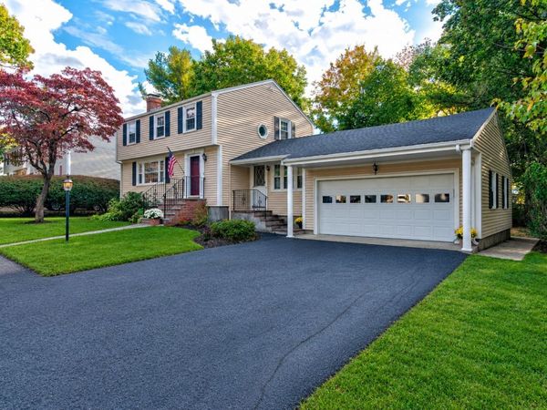 17 Winthrop Ave, Braintree, MA 02184