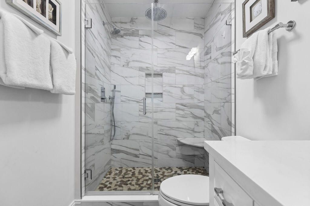 2904 Atrium Villa Drive Photo 22