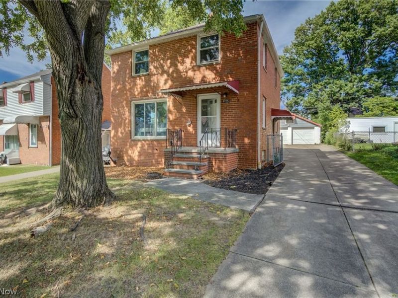 9725 S Highland Avenue, Garfield Heights, OH 44125 Photo 1