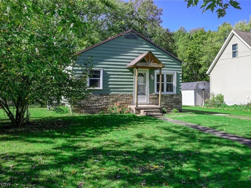 755 N 17th Street, Sebring, OH 44672 Photo 3
