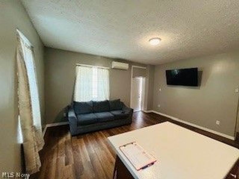 306 Main Street, Bridgeport, OH 43912 Photo 22