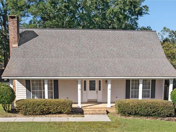 6104 Scenic West Drive, Mobile, AL 36693