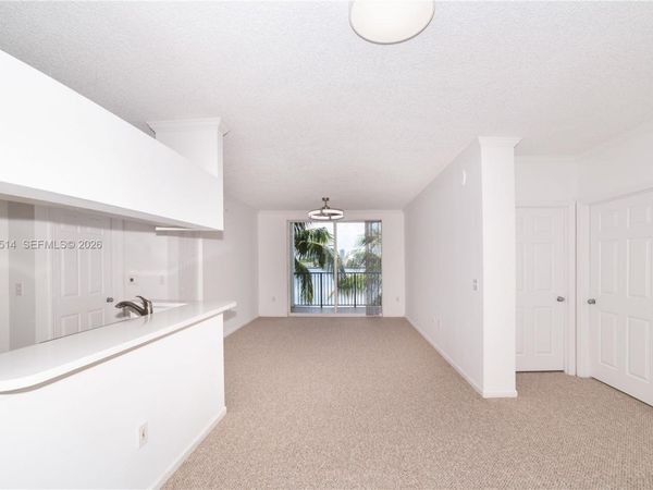 17100 N Bay Rd , Unit 1407, Sunny Isles Beach, FL 33160