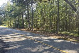 2442 Peirce Road photo 4