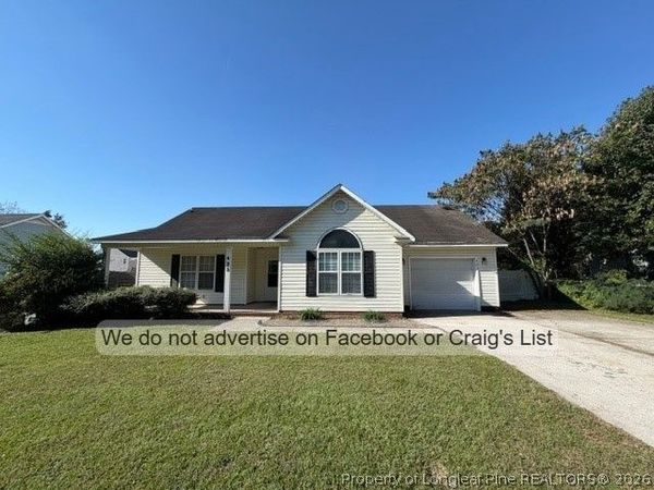 423 Northwoods Drive, Raeford, NC 28376