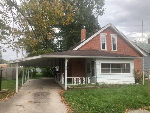 320 N State Line Street, Union City, OH 45390
