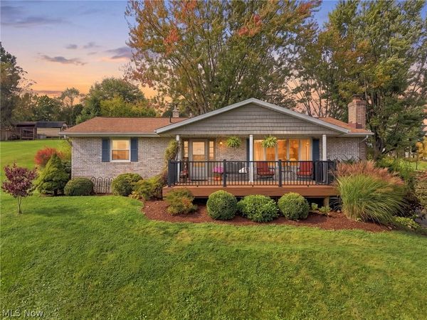 6439 Kemary Avenue SW, Navarre, OH 44662