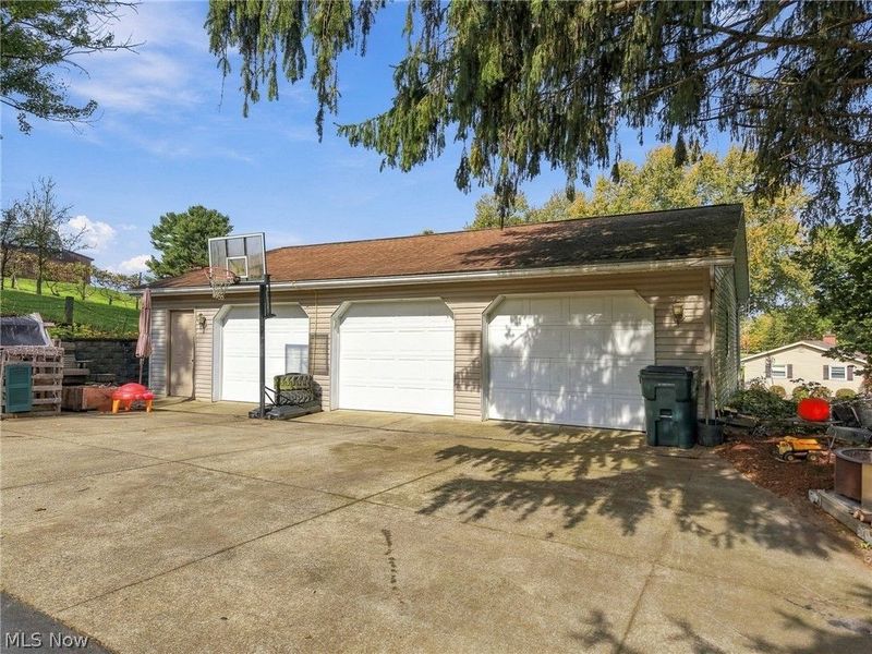 6439 Kemary Avenue SW, Navarre, OH 44662 Photo 30