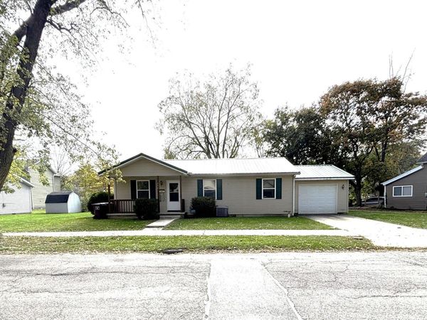 604 Fairview Avenue, Lima, OH 45804