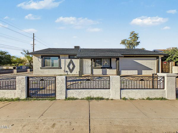 7062 W Garfield Street, Phoenix, AZ 85043