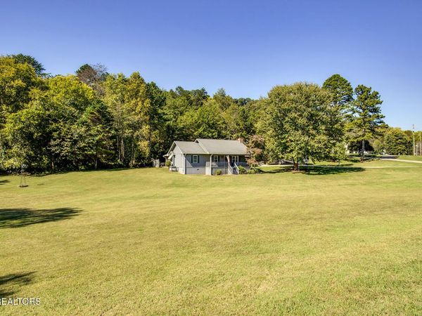 209 Lovin Farm Rd, Vonore, TN 37885