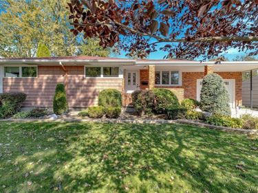 752 Meadowbrook Drive, North Tonawanda, NY 14120