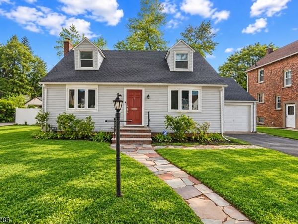 825 Bishop St, Union, NJ 07083