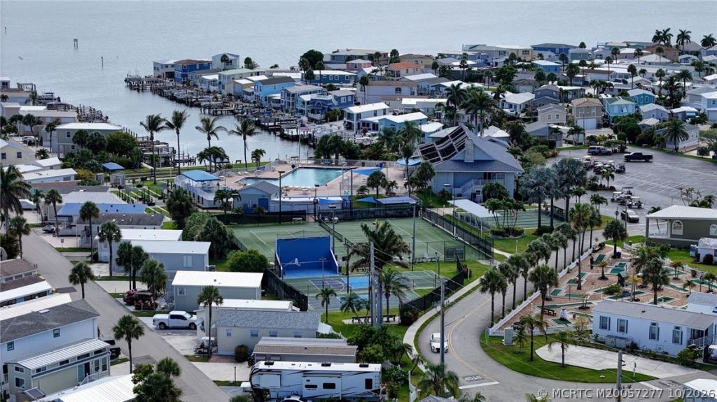 944 Nettles Boulevard, Jensen Beach, FL 34957 Photo