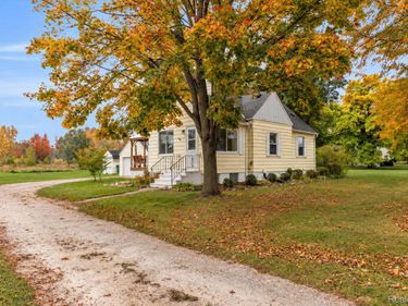 7469 Grand Blanc Road, Gaines Township, Mi 48473