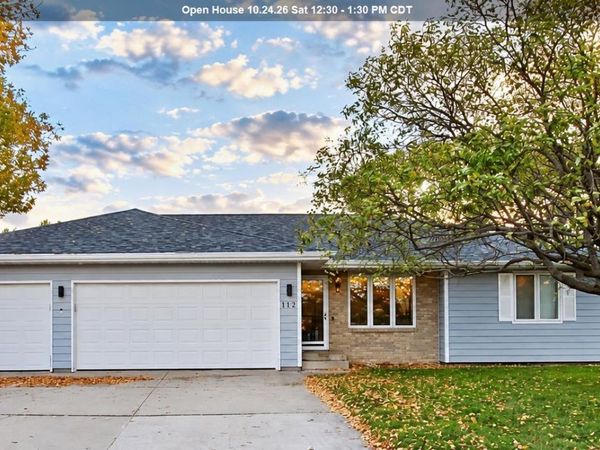 112 SETTLER DR, Sergeant Bluff, IA 51054