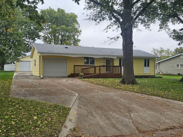 1003 N Chestnut Street, Creston, IA 50801